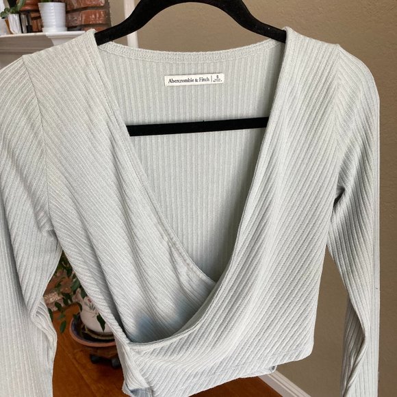 Abercrombie and Fitch Sage Green Wrap Top Size Small